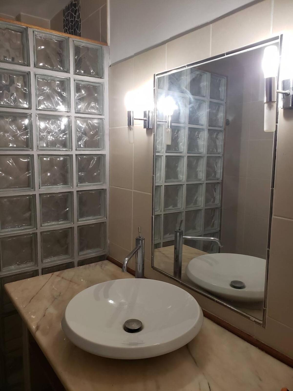 Suite From 1 To 6 - Bathtubs In Rooms - Air Conditioned Residential Appartement - Self-Arrival - Wifi - Netflix Disney - Kitchen - Laundry - Parking Avinyon Dış mekan fotoğraf
