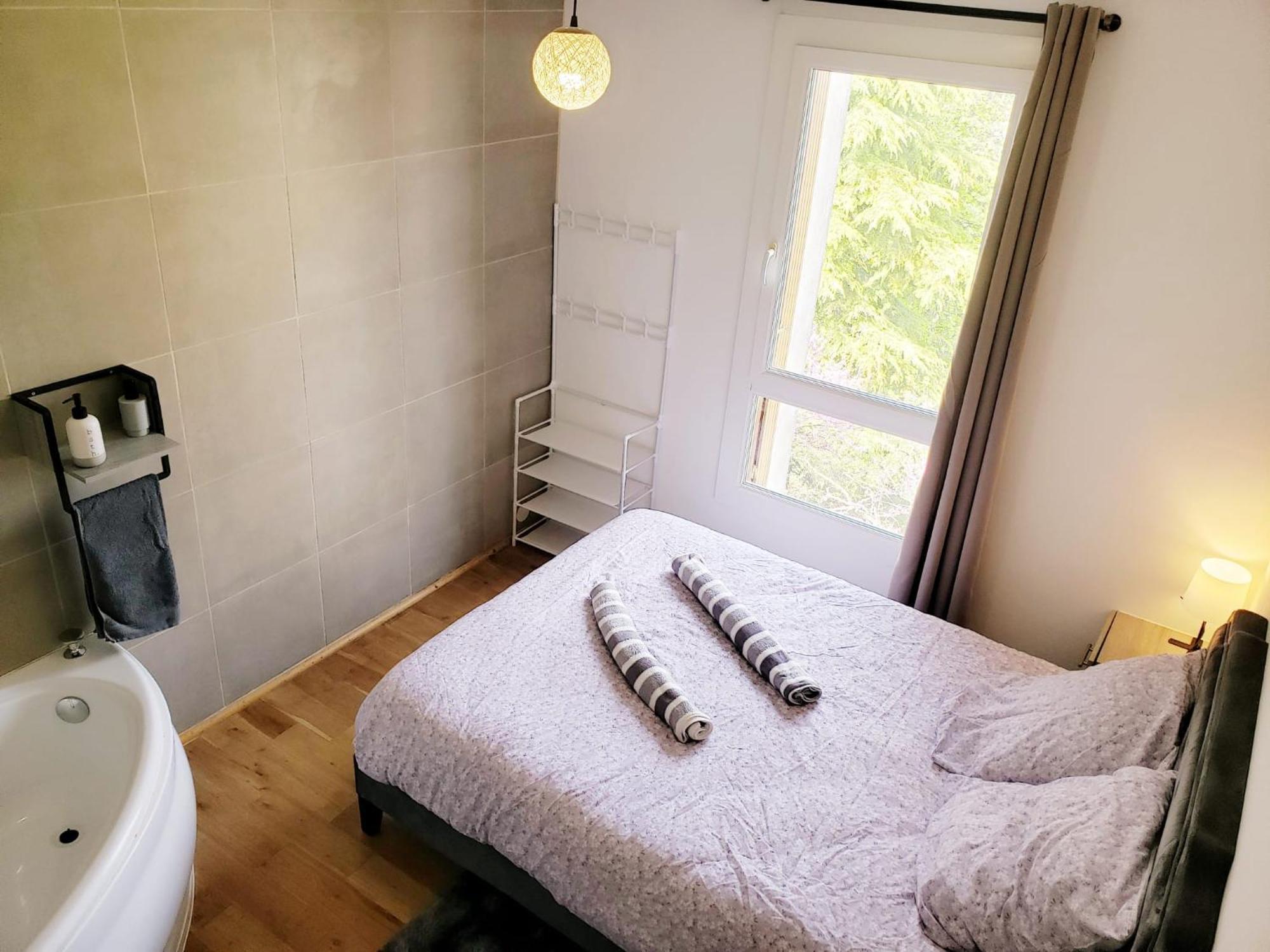 Suite From 1 To 6 - Bathtubs In Rooms - Air Conditioned Residential Appartement - Self-Arrival - Wifi - Netflix Disney - Kitchen - Laundry - Parking Avinyon Dış mekan fotoğraf
