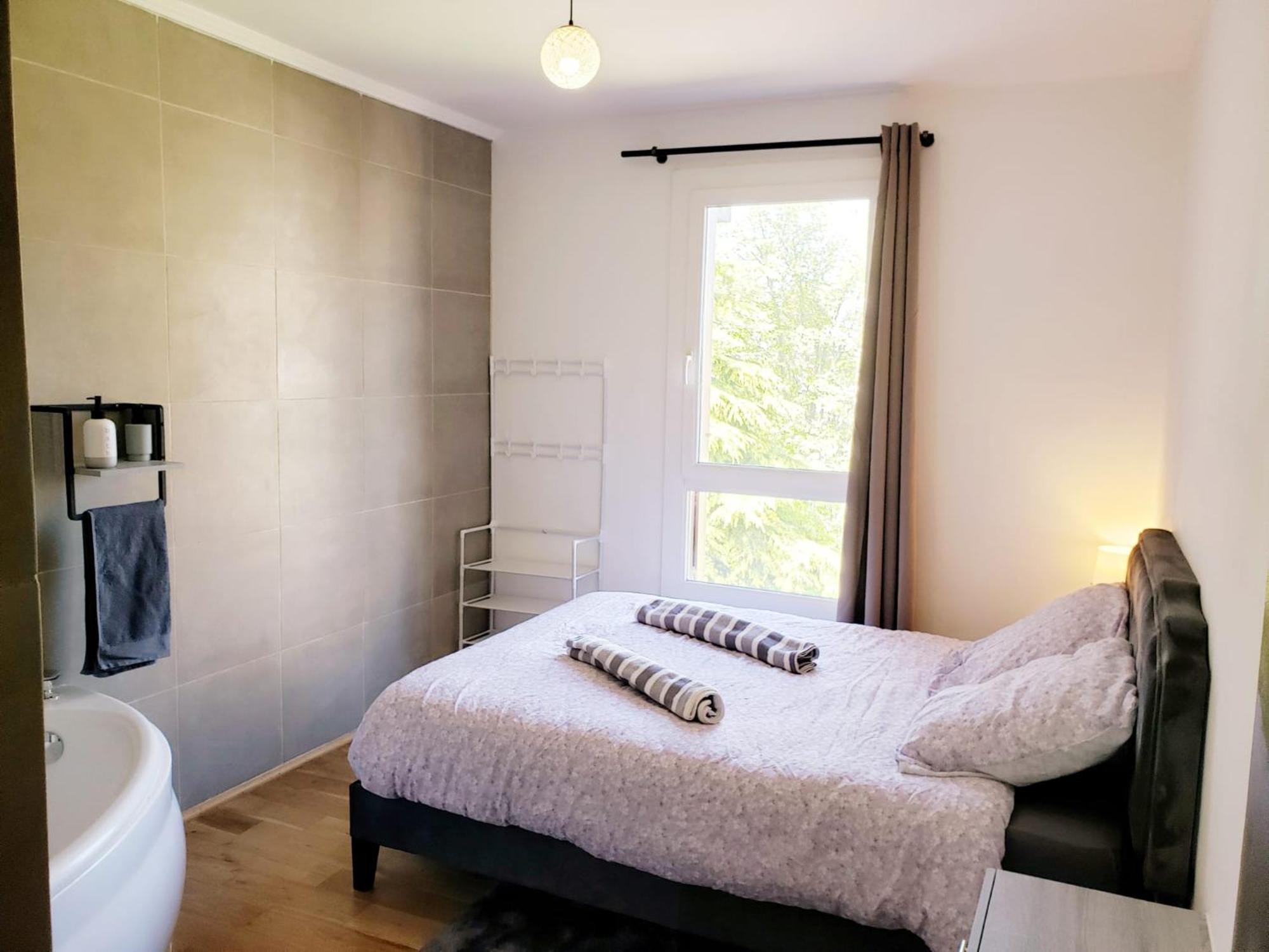 Suite From 1 To 6 - Bathtubs In Rooms - Air Conditioned Residential Appartement - Self-Arrival - Wifi - Netflix Disney - Kitchen - Laundry - Parking Avinyon Dış mekan fotoğraf
