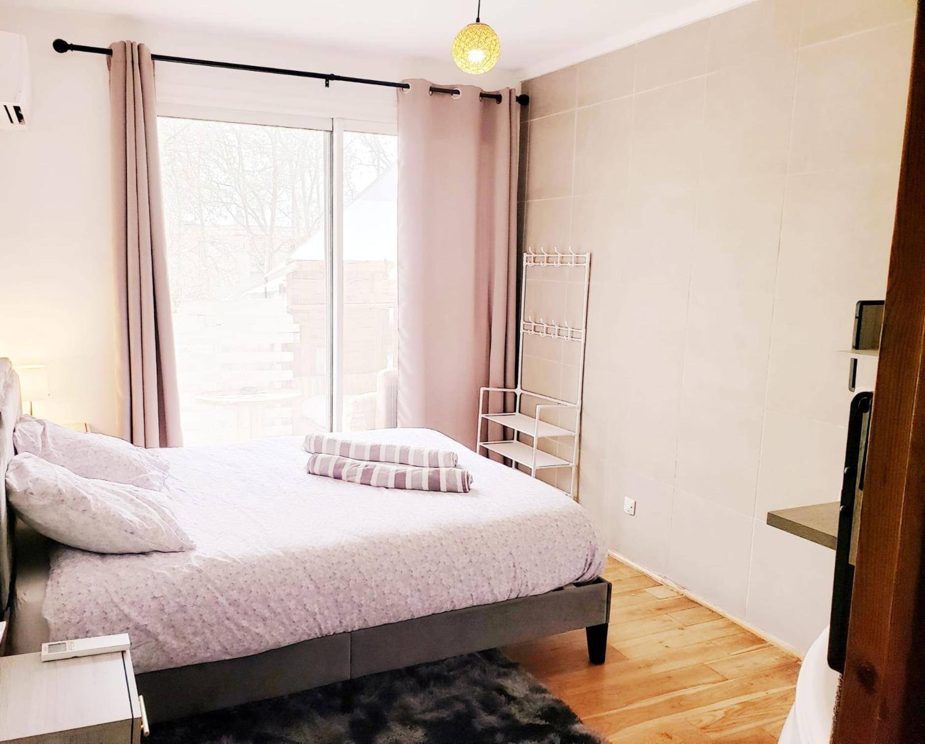 Suite From 1 To 6 - Bathtubs In Rooms - Air Conditioned Residential Appartement - Self-Arrival - Wifi - Netflix Disney - Kitchen - Laundry - Parking Avinyon Dış mekan fotoğraf