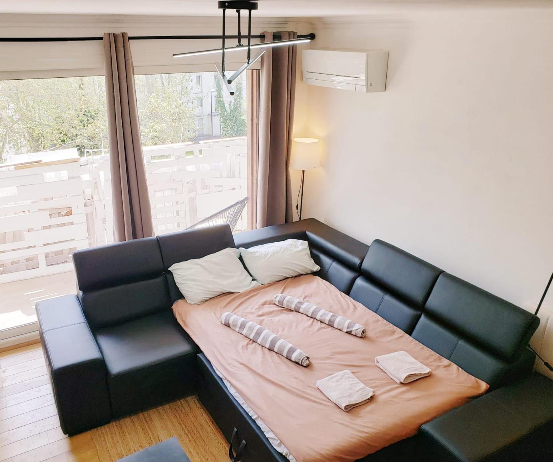 Suite From 1 To 6 - Bathtubs In Rooms - Air Conditioned Residential Appartement - Self-Arrival - Wifi - Netflix Disney - Kitchen - Laundry - Parking Avinyon Dış mekan fotoğraf