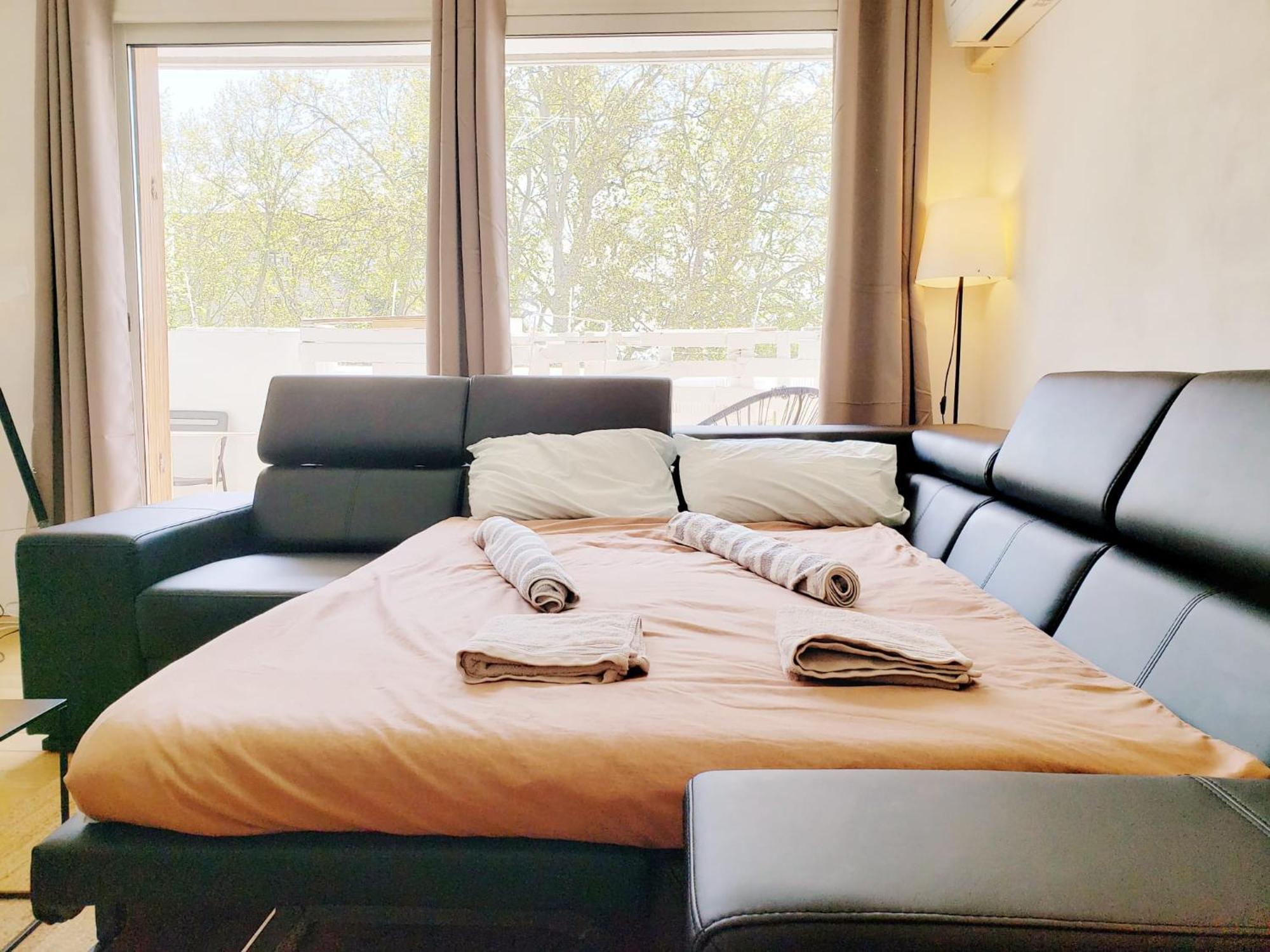 Suite From 1 To 6 - Bathtubs In Rooms - Air Conditioned Residential Appartement - Self-Arrival - Wifi - Netflix Disney - Kitchen - Laundry - Parking Avinyon Dış mekan fotoğraf