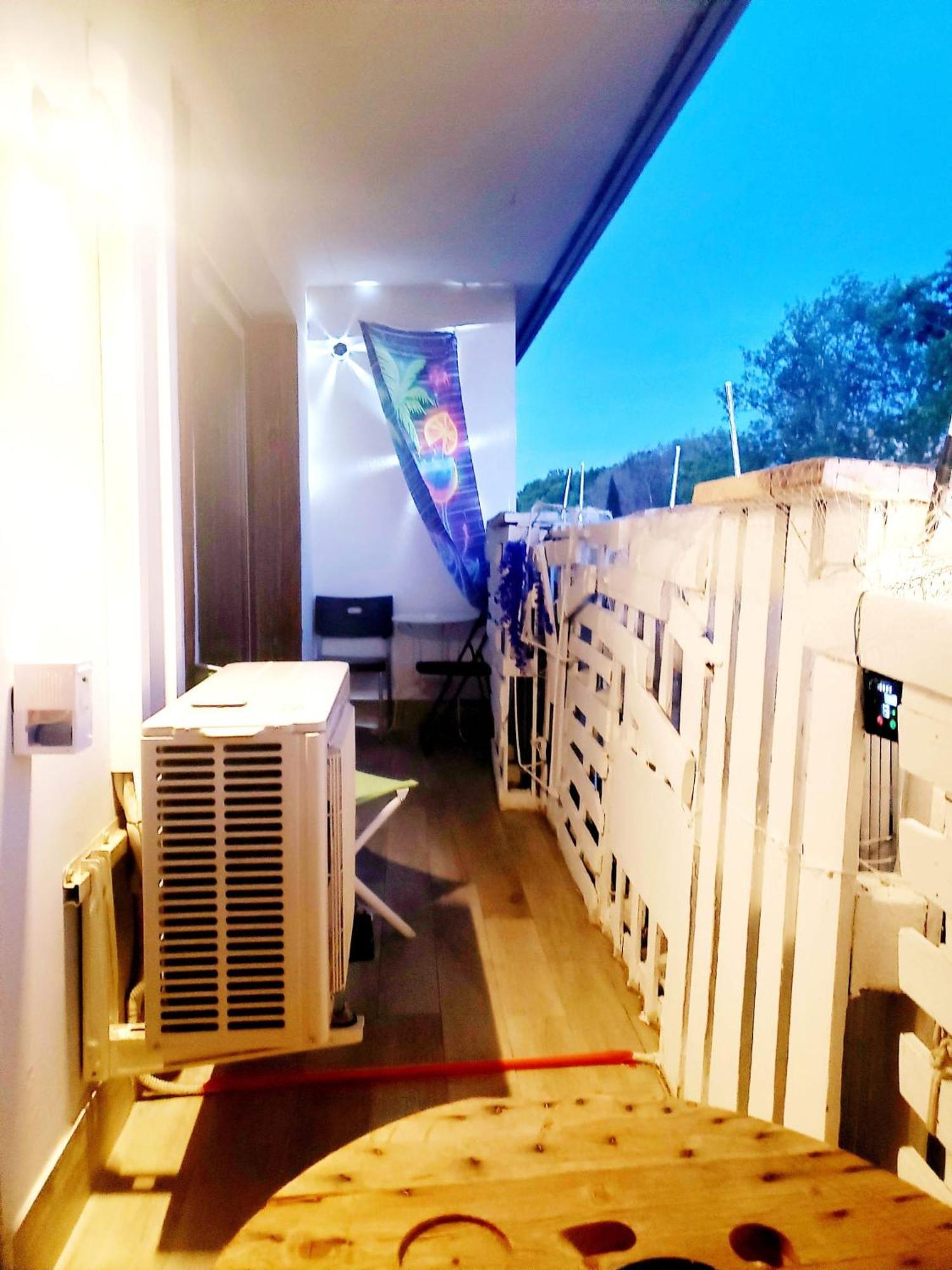 Suite From 1 To 6 - Bathtubs In Rooms - Air Conditioned Residential Appartement - Self-Arrival - Wifi - Netflix Disney - Kitchen - Laundry - Parking Avinyon Dış mekan fotoğraf